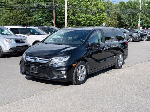 Used 2018 Honda Odyssey EX image 2