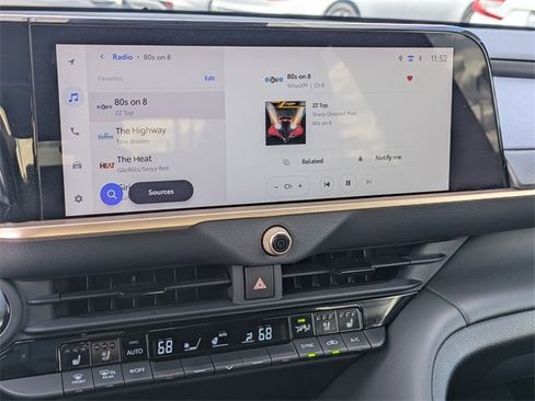 Used 2025 Toyota Crown Platinum image 13