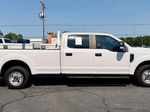 Used 2020 Ford F250 XL w/ Power Equipment Group RWD image 5