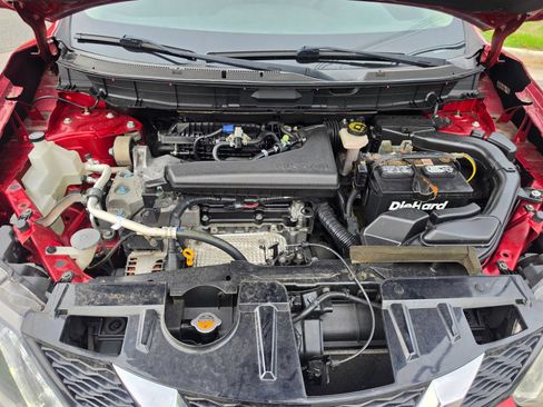 Used 2016 Nissan Rogue SV AWD/4WD image 18
