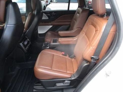 Used 2023 Lincoln Aviator Grand Touring w/ Equipment Group 301A image 6