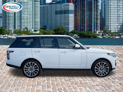 Used 2018 Land Rover Range Rover Supercharged AWD/4WD image 10
