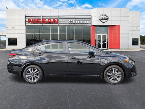 New 2025 Nissan Versa SV w/ Trunk Package image 2