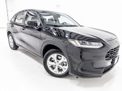 Used 2023 Honda HR-V LX image 10