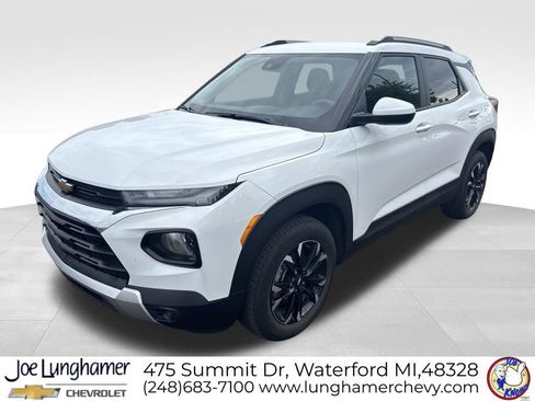 Used 2023 Chevrolet TrailBlazer LT w/ Convenience Package AWD/4WD image 7