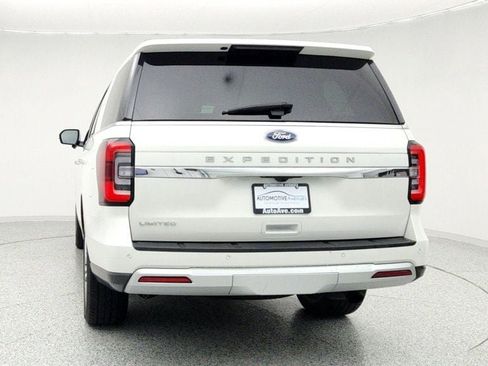 Used 2023 Ford Expedition Limited image 6
