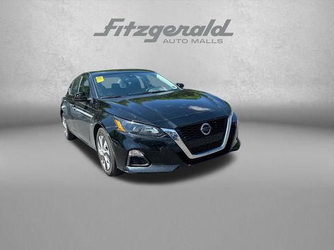 Used 2022 Nissan Altima 2.5 S FWD image 1