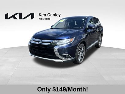 Used 2016 Mitsubishi Outlander SE