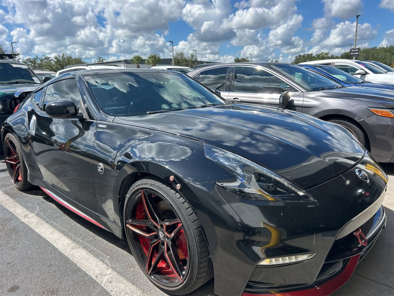 Used 2016 Nissan 370Z NISMO RWD image 12