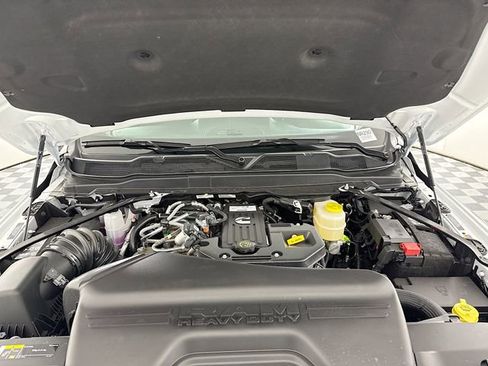 New 2026 RAM 3500 Tradesman AWD/4WD image 28