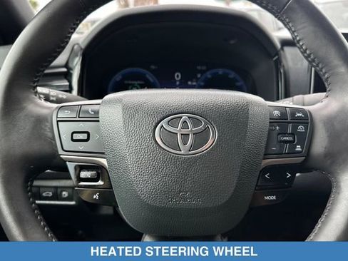 Used 2025 Toyota Camry XSE FWD image 24