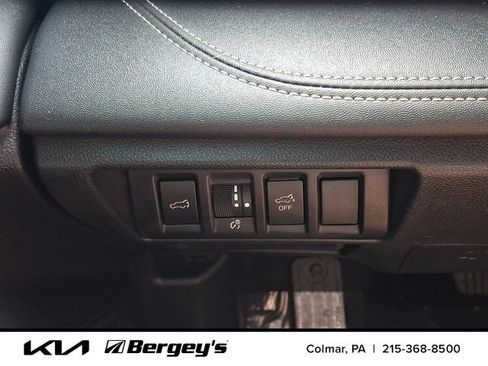 Used 2023 Subaru Outback Limited AWD/4WD image 27