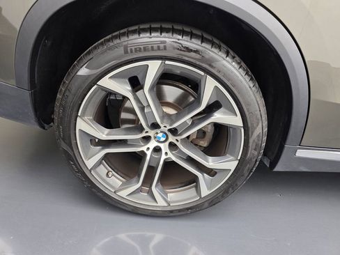 Used 2024 BMW X5 sDrive40i w/ Premium Package RWD image 17