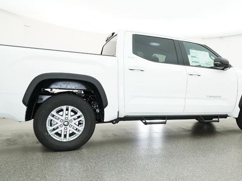 New 2026 Toyota Tundra SR5 AWD/4WD image 22