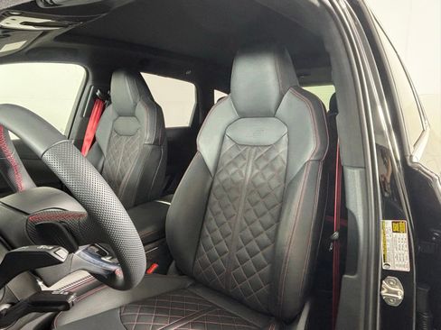 Used 2025 Audi SQ7 Prestige w/ Prestige Package AWD/4WD image 11
