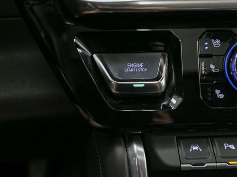 Used 2022 GMC Sierra 1500 Denali AWD/4WD image 35