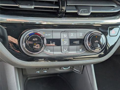 New 2026 Buick Envista Sport Touring FWD image 22