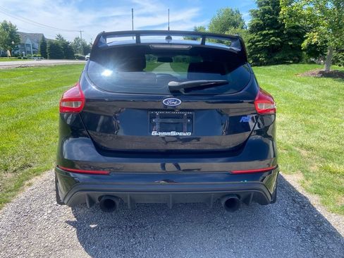 Used 2017 Ford Focus RS AWD/4WD image 4