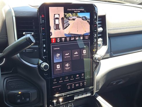 New 2026 RAM 3500 Laramie AWD/4WD image 24