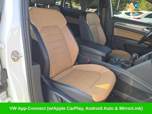 Used 2020 Volkswagen Atlas Cross Sport SEL Premium AWD/4WD image 17