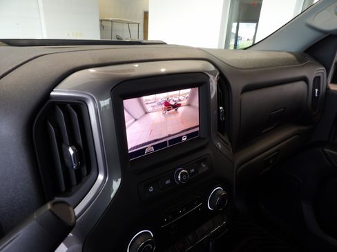 Used 2024 Chevrolet Silverado 2500 Custom w/ Custom Value Package AWD/4WD image 14