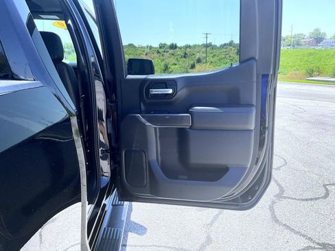 Used 2019 GMC Sierra 1500 AT4 w/ AT4 Premium Package AWD/4WD image 17