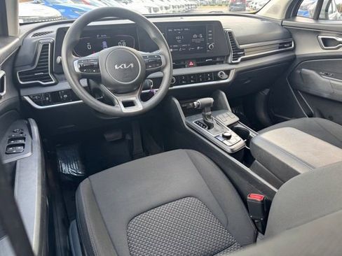 Certified 2024 Kia Sportage LX FWD image 11