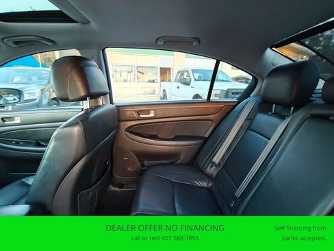 Used 2013 Hyundai Genesis 3.8 w/ Premium Pkg image 12
