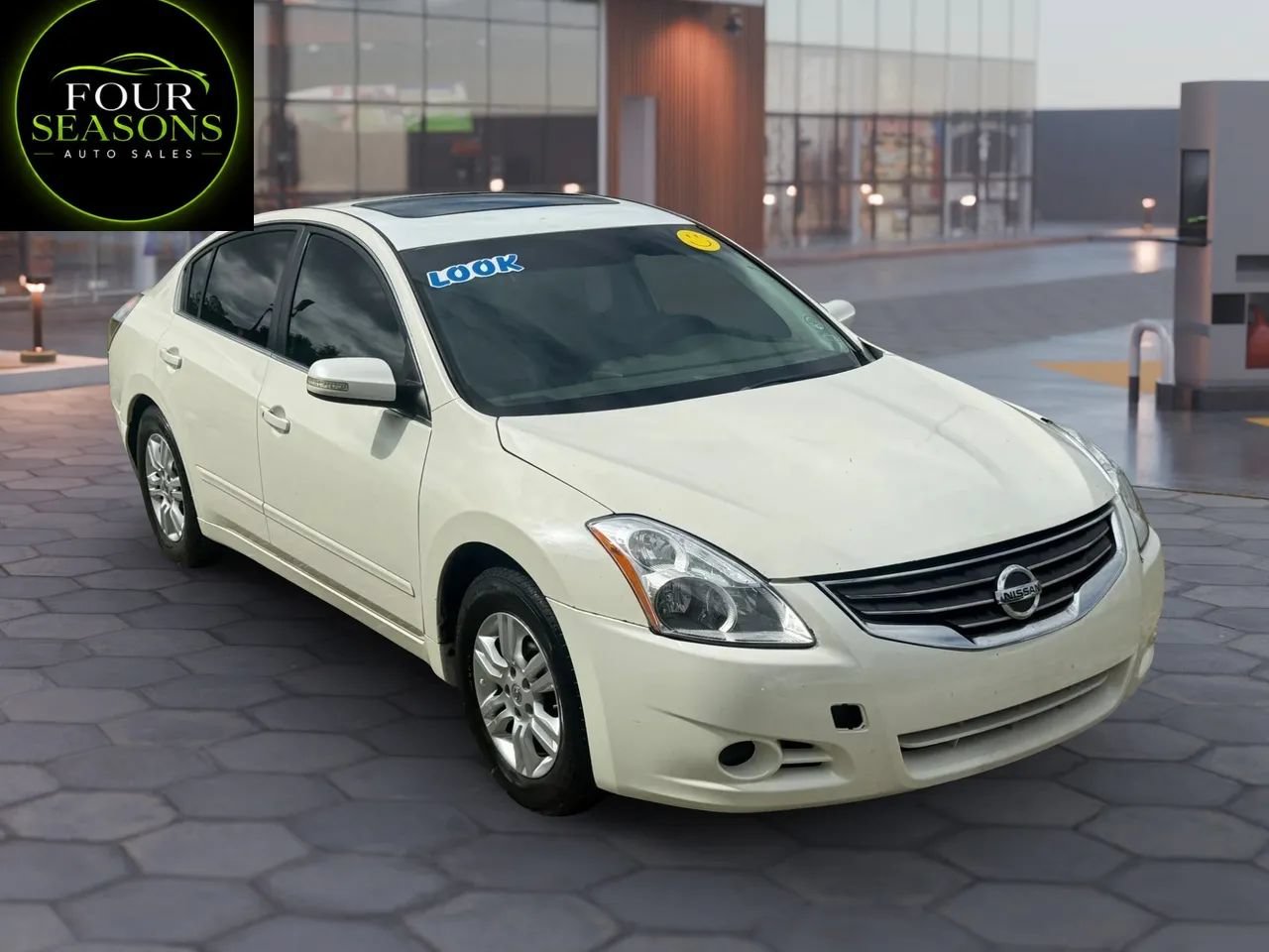 Used 2012 Nissan Altima 2.5 S w/ Convenience Pkg FWD image 4