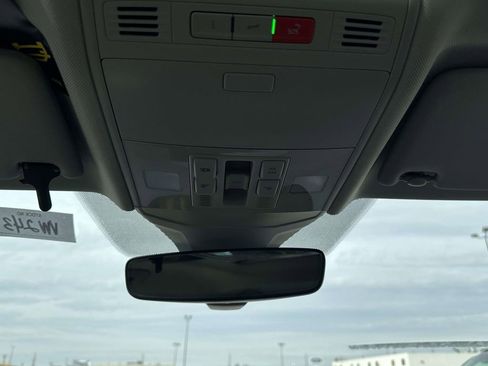 New 2026 Volkswagen Jetta SE image 25