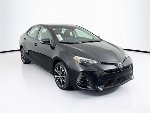 Used 2017 Toyota Corolla SE image 7