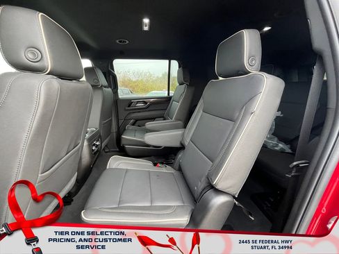 New 2026 GMC Yukon XL Elevation image 12