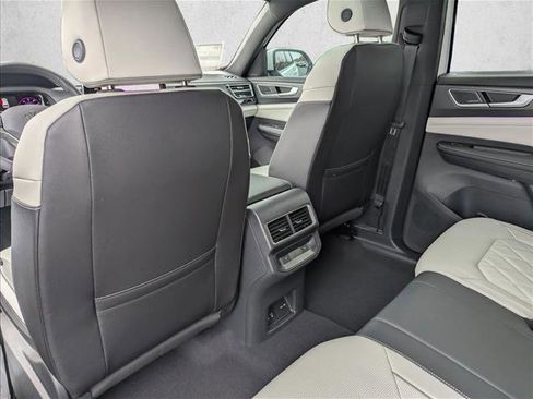 New 2026 Volkswagen Atlas Cross Sport SEL Premium R-Line image 25