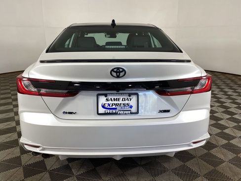 Used 2025 Toyota Camry XSE FWD image 22
