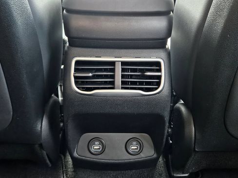 Used 2022 Hyundai Santa Fe SEL Premium AWD/4WD image 27