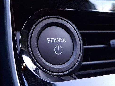 Certified 2025 Toyota bZ4X FWD image 24