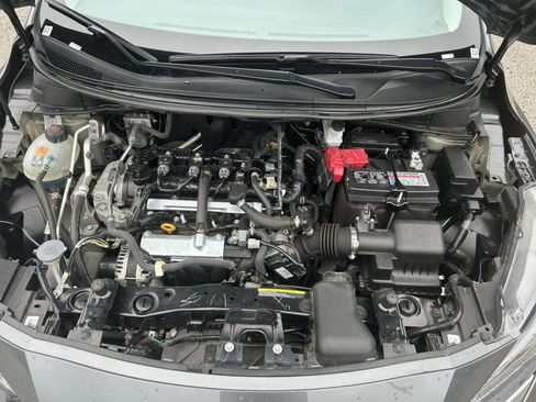 Used 2025 Nissan Versa SV FWD image 27