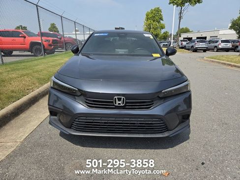Used 2024 Honda Civic Sport image 2