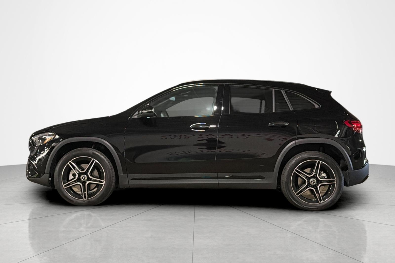 New 2026 Mercedes-Benz GLA 250 image 2