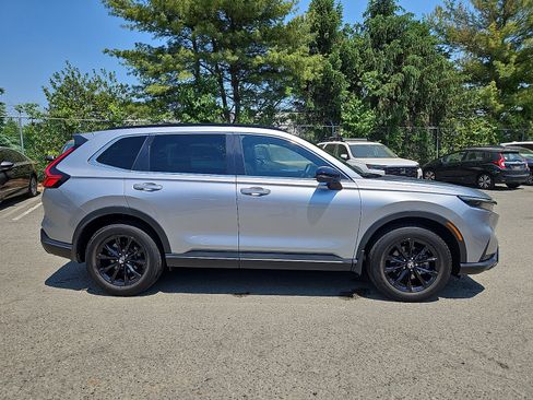Used 2023 Honda CR-V Sport image 8