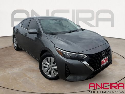 Used 2025 Nissan Sentra S FWD image 1