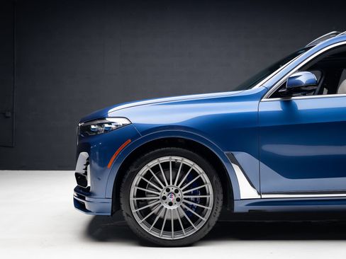 Used 2022 BMW ALPINA XB7 AWD/4WD image 19