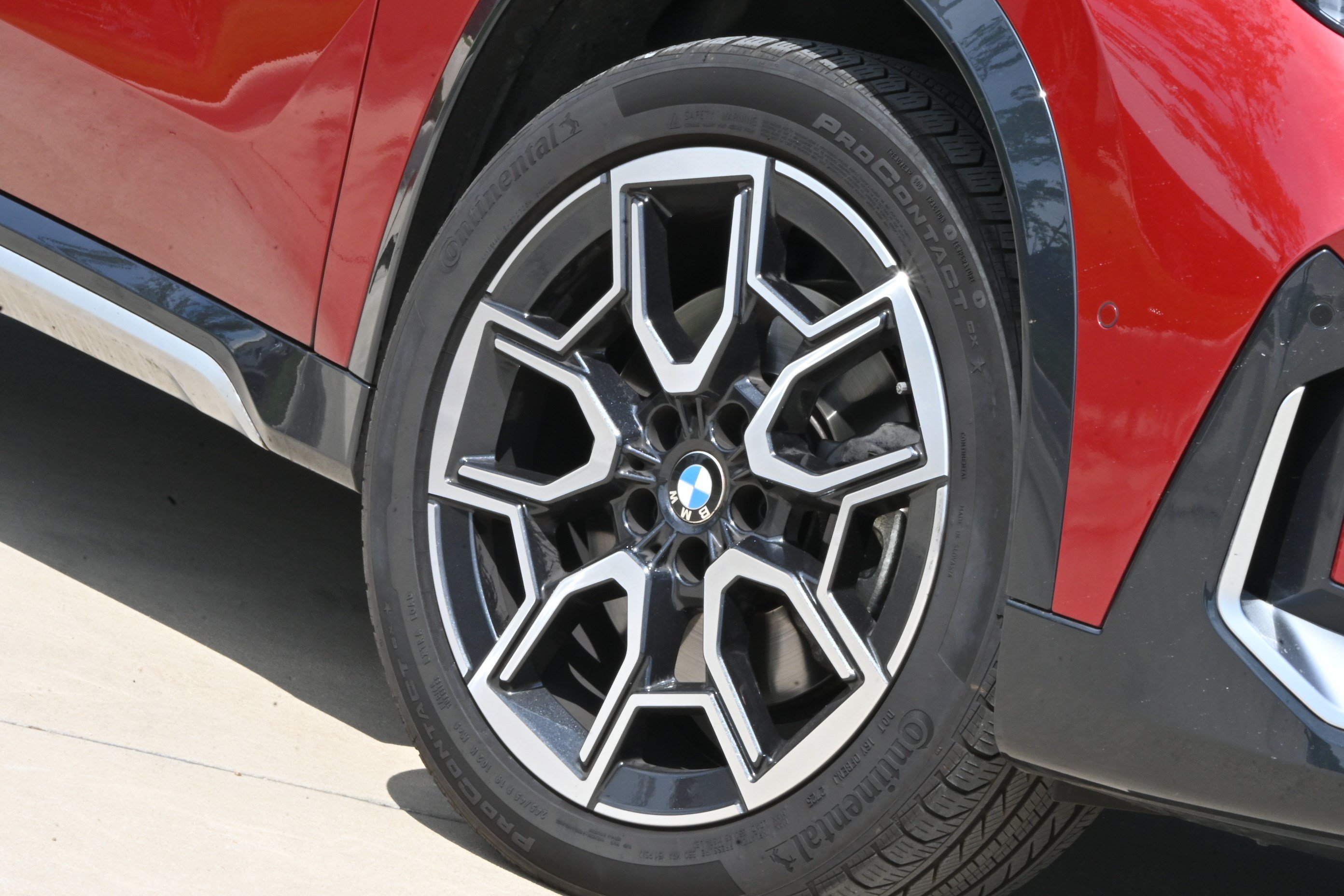 Used 2026 BMW X1 xDrive28i AWD/4WD image 11