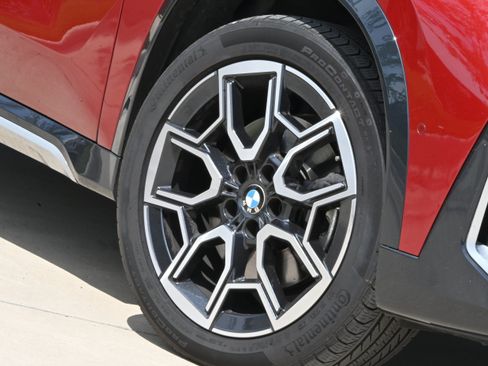 Used 2026 BMW X1 xDrive28i AWD/4WD image 11