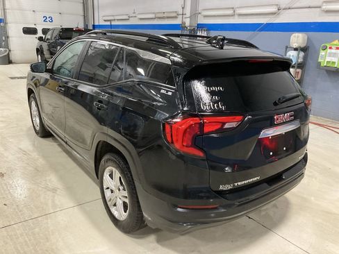Used 2021 GMC Terrain SLE w/ Driver Convenience Package image 5