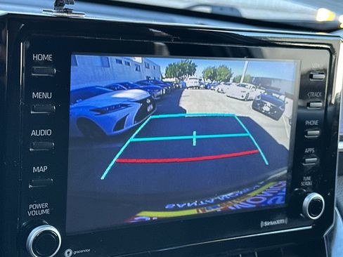 Used 2022 Toyota Corolla Cross LE image 18