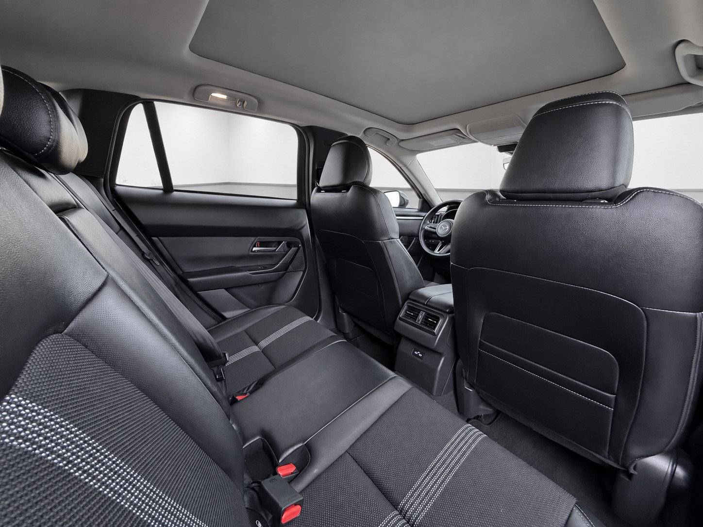 Used 2026 MAZDA CX-50 AWD 2.5 S w/ Preferred Pkg image 35
