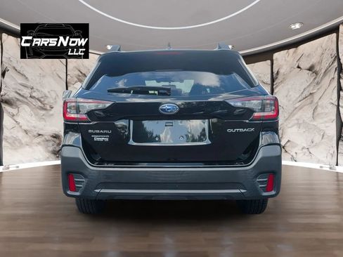 Used 2022 Subaru Outback Premium image 5