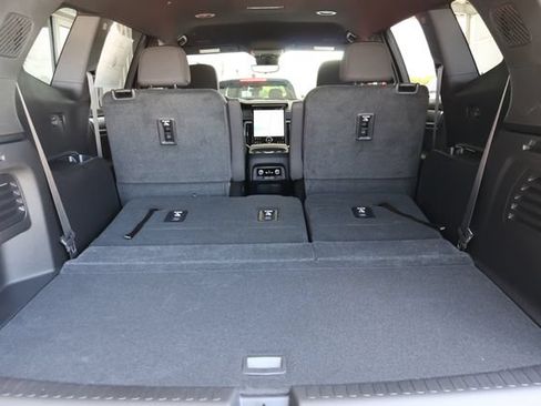 New 2026 GMC Acadia Elevation FWD image 21