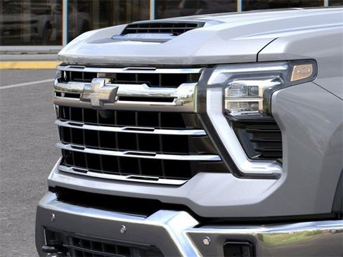 New 2026 Chevrolet Silverado 3500 LTZ image 14